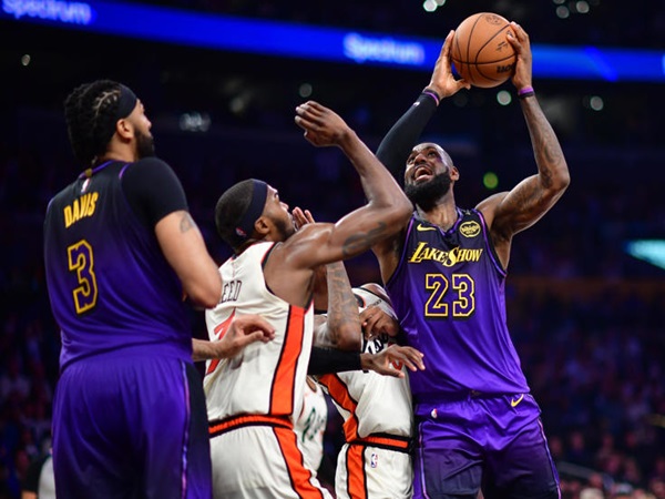 LeBron James Beberkan Penyebab Kekalahan Lakers dari Pistons