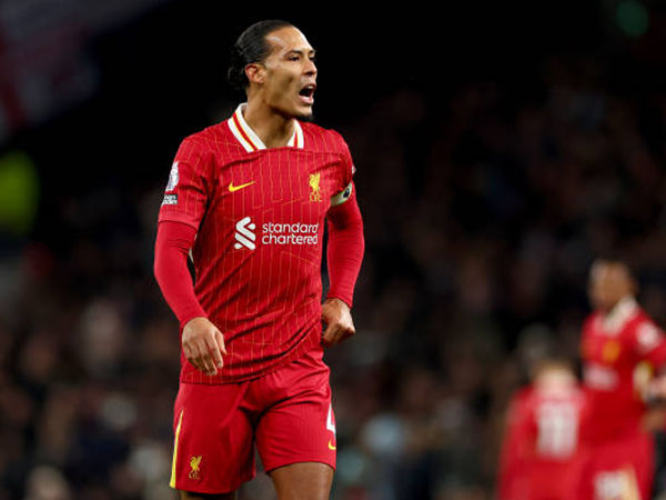 Virgil van Dijk Bantah Rumor Deadline Kontrak Baru di Liverpool