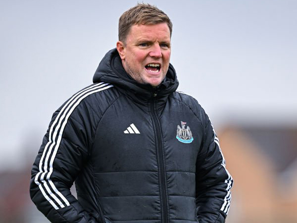 Eddie Howe Optimis Newcastle United Kalahkan Aston Villa