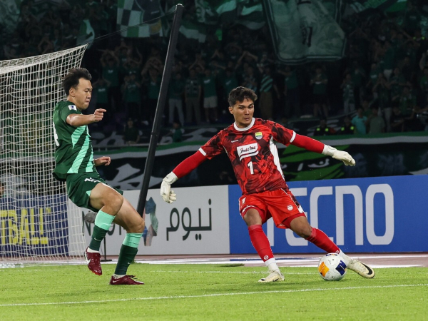 Kiper Persib, Kevin Ray Mendoza