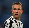 Transfer Arthur Melo ke Real Betis Tinggal Selangkah Lagi