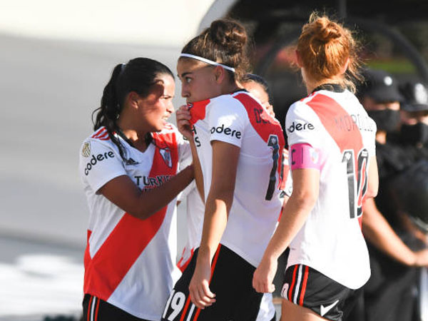 Pemainnya Terjerat Kasus Rasis, River Plate Dilarang Terlibat di Ladies Cup