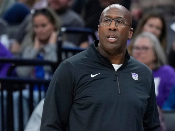 Sacramento Kings Tidak Puas, Putuskan Pecat Mike Brown