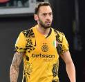 Didatangkan dari Milan, Hakan Calhanoglu Berharap Bisa Pensiun di Inter