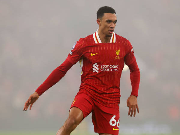 Liverpool Bantah Klaim Trent Alexander-Arnold Setuju Gabung Real Madrid