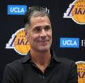 Rob Pelinka Buka Suara Usai Tukar Russell dengan Finney-Smith