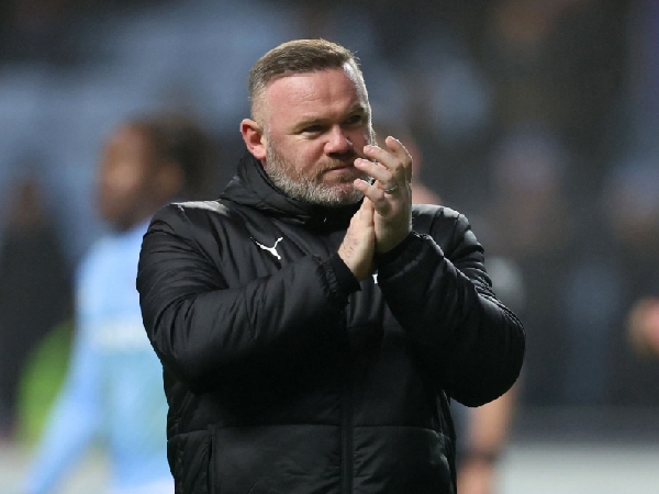 Wayne Rooney memiliki catatan negatif bersama Plymouth Argyle