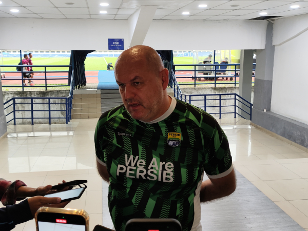 Pelatih Persib, Bojan Hodak