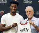 Jimmy Butler dan Pat Riley: Kemitraan Dua Raksasa Yang Berujung Perpisahan