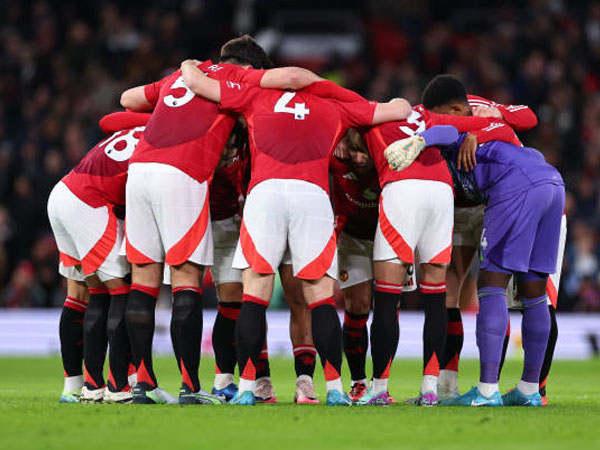 Manchester United Kehilangan Lima Pemain Jelang Laga Krusial di Anfield