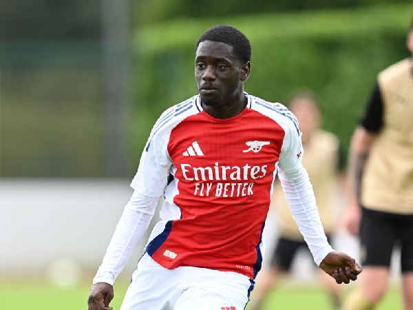 Pemain sayap muda Arsenal, Charles Sagoe Jr