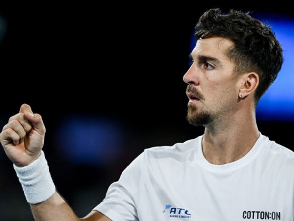 Aksi Heroik Kirim Thanasi Kokkinakis Menuju Perempatfinal Di Adelaide