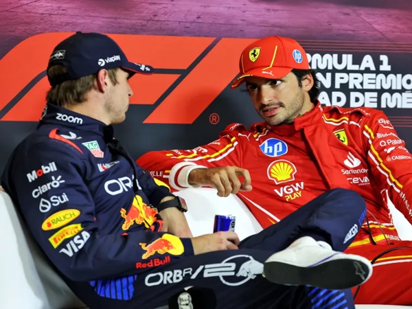 Max Verstappen Akan Hentikan Sainz Gabung Red Bull