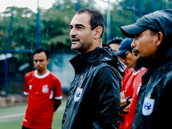 Pelatih PSIS Semarang, Gilbert Agius