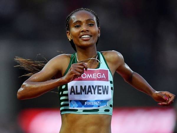 Sembo Almayew menutup tahun 2024 sebagai World Athletics Women's Rising Star of the Year. (Foto: AP)