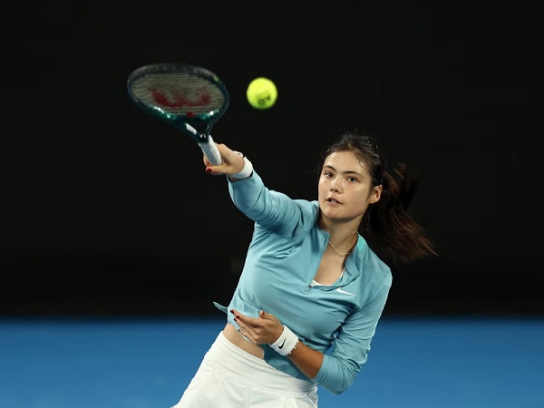 Jelang Australian Open, Emma Raducanu Bagikan Kabar Positif Terkait Perkembangan Cedera