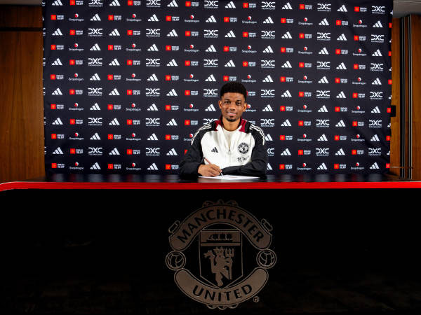 Teken Kontrak Baru, Amad Diallo Ingin Cetak Sejarah di Manchester United