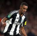 Alami Cedera Hamstring Ringan, Alexander Isak Absen di Piala FA