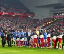 Accrington Stanley Pulang dengan Kepala Tegak Setelah Kekalahan di Anfield