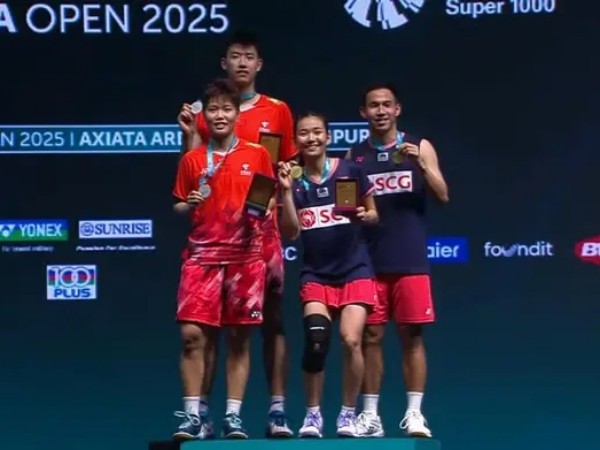 Sikat China Peringkat 1 Dunia, Dechapol/Supissara Juara Malaysia Open 2025