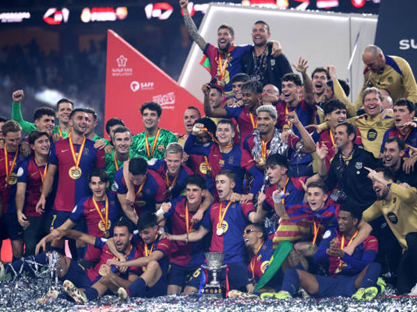 Barcelona Kalahkan Real Madrid 5-2, Raih Gelar Piala Super Spanyol ke-15