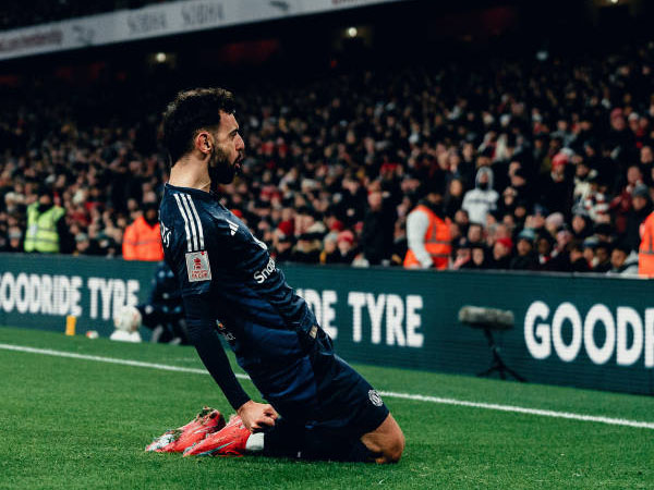 Gol Sensasional Bruno Fernandes Lampaui Rekor David Beckham