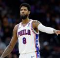 Paul George Kagum dengan Salah Satu Pemain Sixers