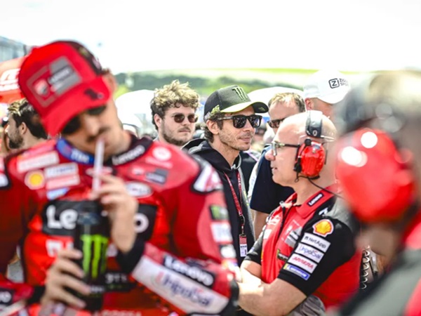 Valentino Rossi Prediksi Bagaimana Bagnaia di MotoGP 2025