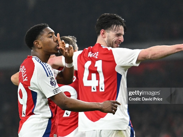 Myles Lewis-Skelly dan Declan Rice membantu Arsenal mengalahkan Tottenham