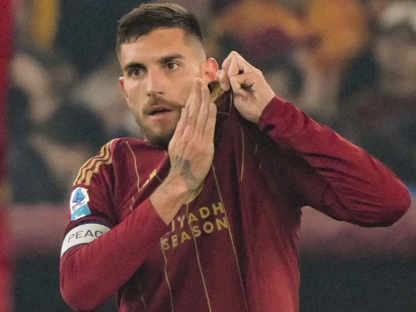 Alami Cedera Ringan, Lorenzo Pellegrini Absen Lawan AZ Alkmaar