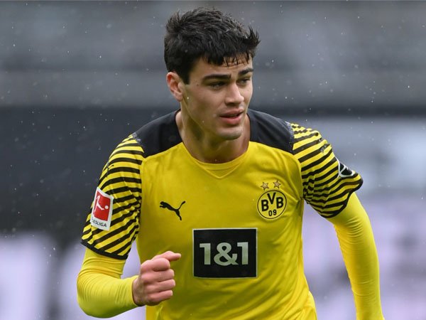 Dibidik Milan, Dortmund Banderol Giovanni Reyna 15-18 Juta Euro