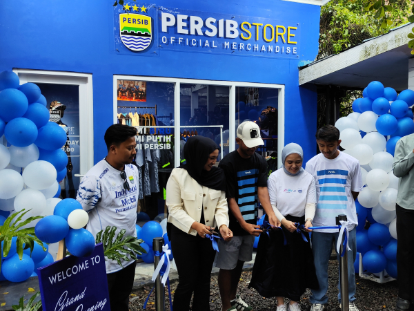 Persib Store Resmi Buka Outlet Official Reseller di Sukabumi