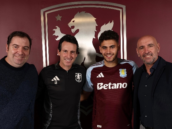 Aston Villa Resmi Rekrut Andres Garcia dari Levante