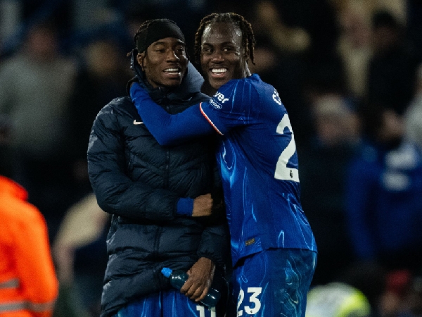 Noni Madueke Minta Maaf Usai 'Curi' Gol Trevoh Chalobah