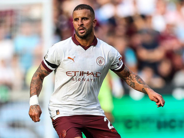 Milan Resmi Kirim Tawaran Pembuka Untuk Datangkan Kyle Walker