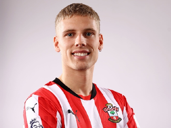 Albert Gronbaek Terinspirasi Hojbjerg, Siap Beraksi untuk Southampton