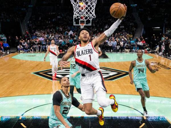 Hasil NBA: Portland Trail Blazers Hentikan Charlotte Hornets 102-97