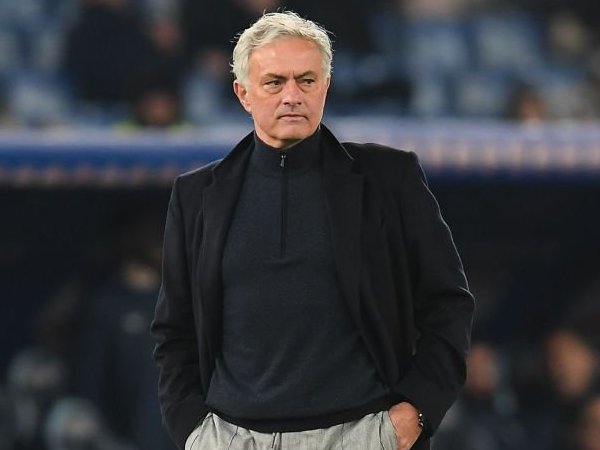 Jose Mourinho Sebut Mentalitas Penyebab Roma Sulit Menang Saat Tandang