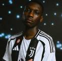 Thiago Motta Ungkap Alasan Juventus Rekrut Randal Kolo Muani