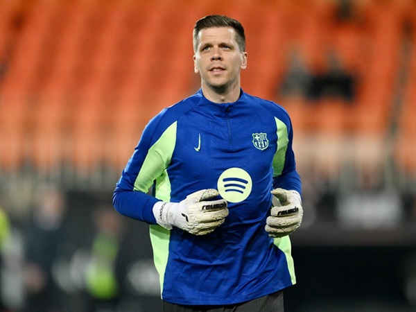 Hansi Flick Belum Tawarkan Kontrak Baru untuk Szczesny