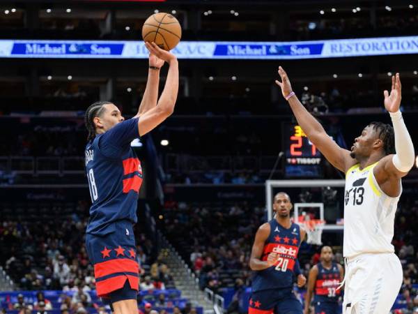 Hasil NBA: Washington Wizards Tumbangkan Utah Jazz 125-122