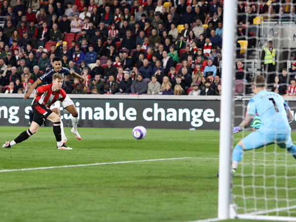 Dekati Empat Besar, Ollie Watkins Bawa Aston Villa Taklukkan Brentford 1-0