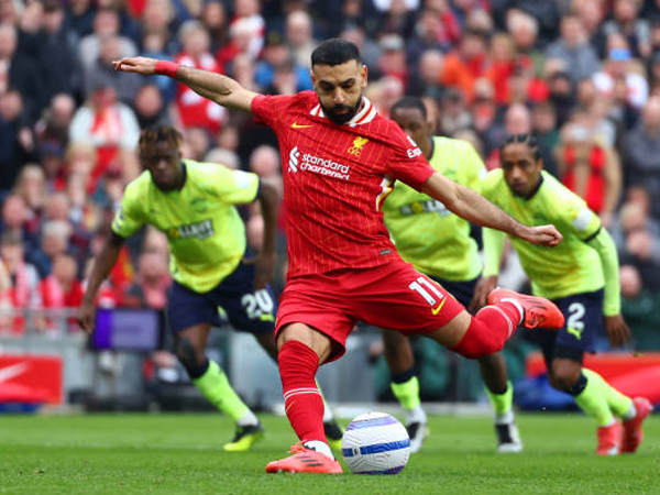 Dua Penalti Mohamed Salah Bantu Liverpool Taklukkan Southampton 3-1