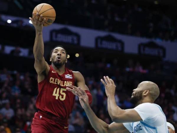 Hasil NBA: Cleveland Cavaliers Hentikan Charlotte Hornets 118-117