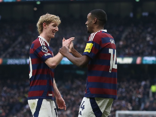 Newcastle United Harus Lolos ke UCL Jika Ingin Pertahankan Isak dan Gordon