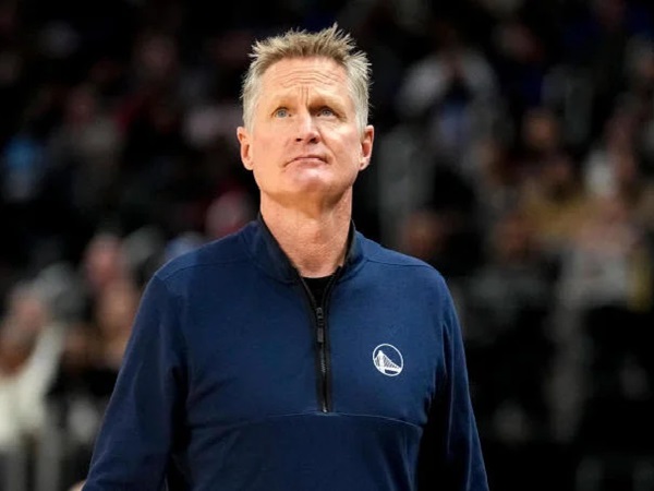 Steve Kerr Melihat Kebangkitan Pistons Musim Ini