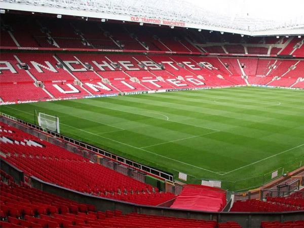 Manchester United Konfirmasi Segera Bangun Stadion Baru