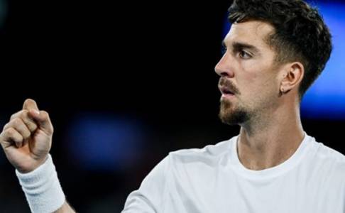 Aksi Heroik Antar Thanasi Kokkinakis Menuju Perempatfinal Di Adelaide