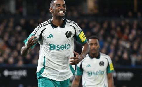 Alexander Isak Catatkan Hat-trick Perdana di Newcastle United