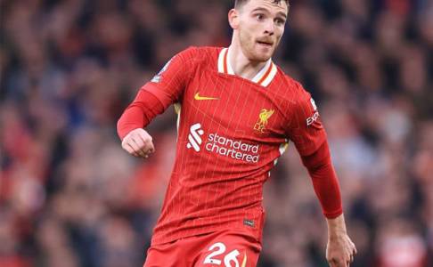 Arne Slot Komentari Kartu Merah Andrew Robertson